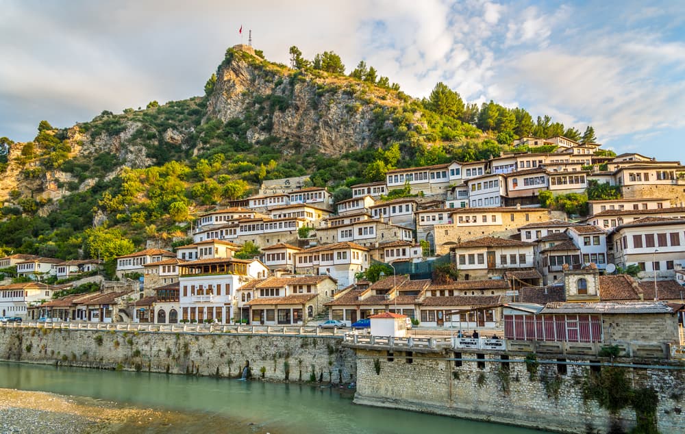 Berat y Gjirokastër